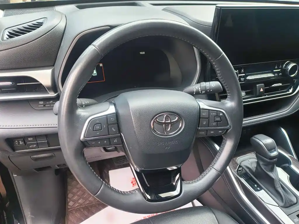 Toyota Highlander — миниатюра 7