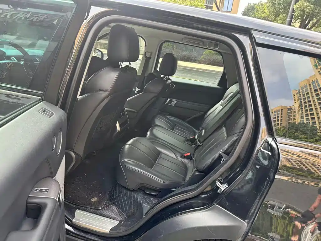 Land Rover Sport — миниатюра 5