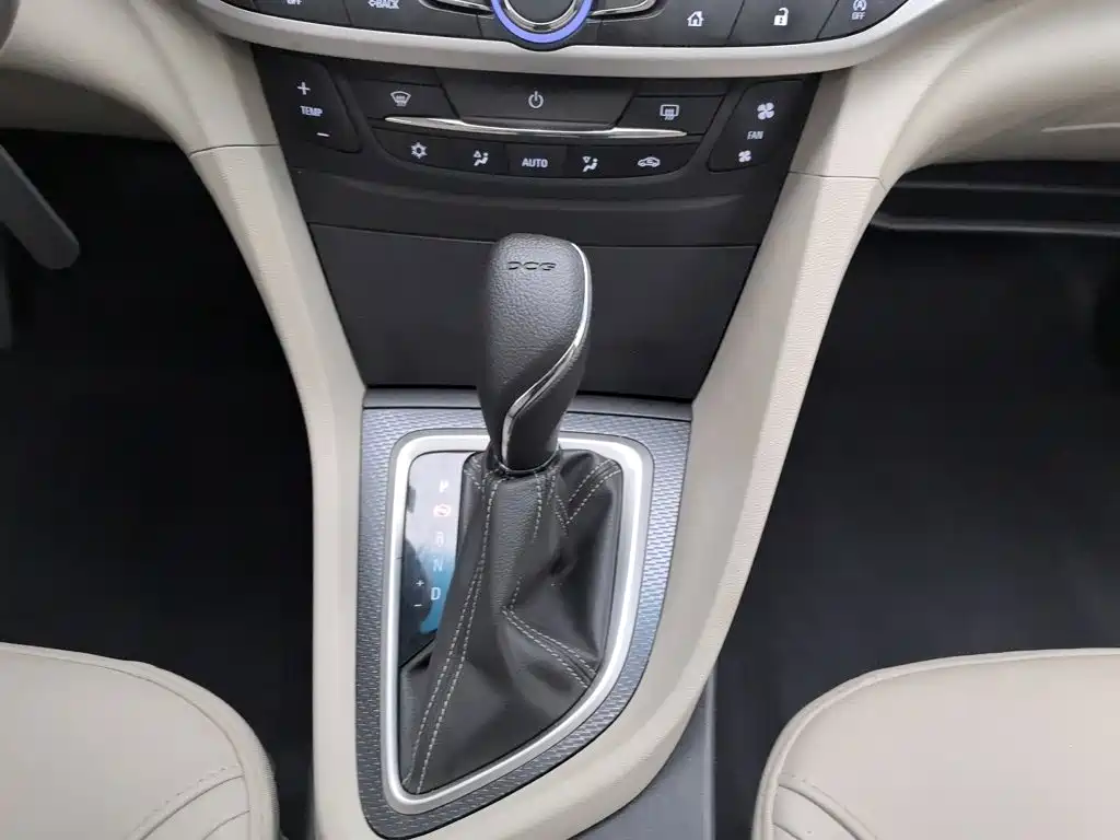 Buick Excelle — миниатюра 13