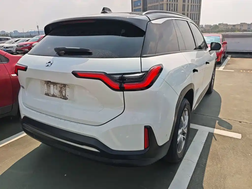 NIO ES6 — миниатюра 7