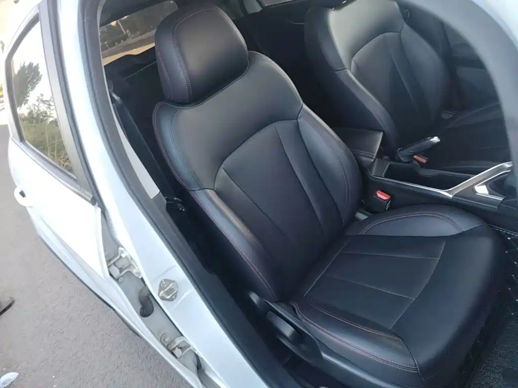Geely Vision X3 — миниатюра 25