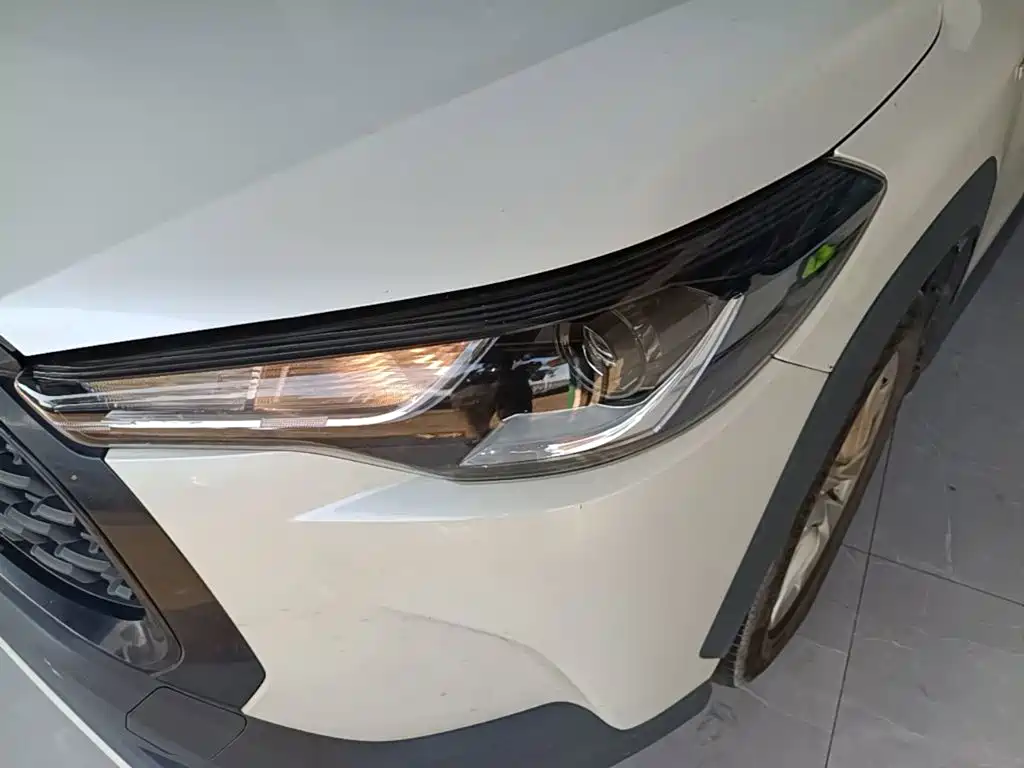 Toyota Corolla Cross — миниатюра 24