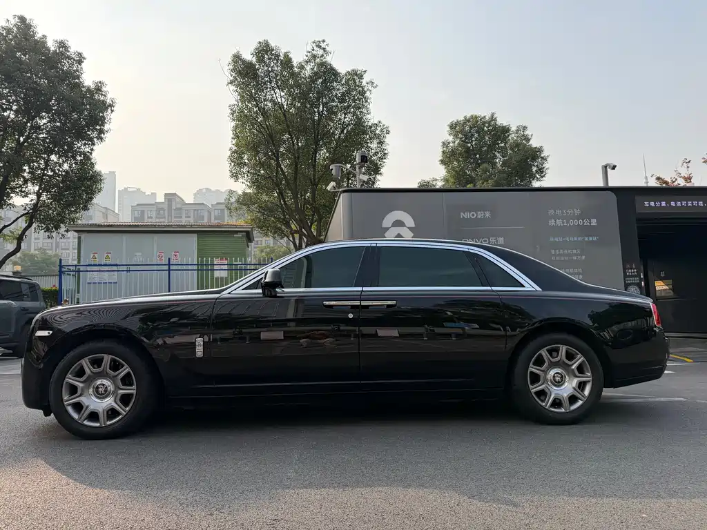 Rolls-Royce Ghost — миниатюра 4
