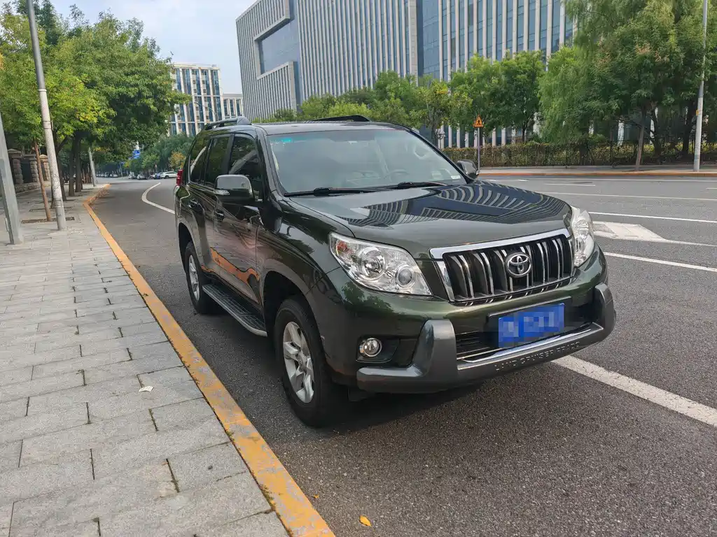 Toyota Prado — миниатюра 3