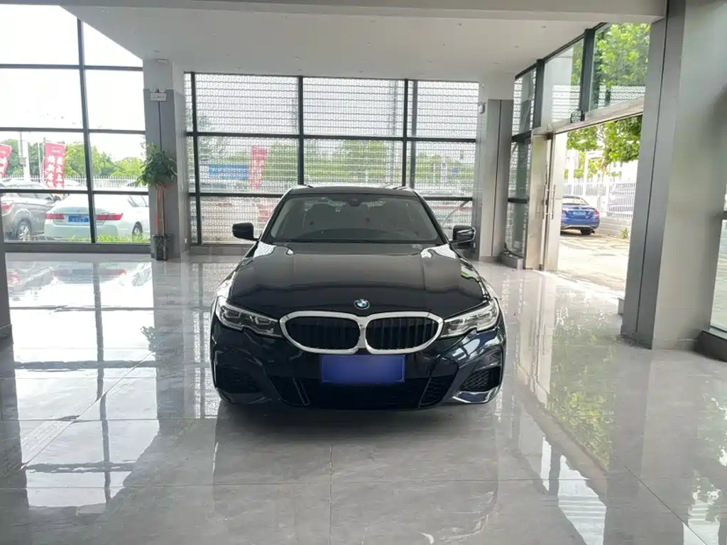 BMW 3 Series 3 2022 325Li M Sport
