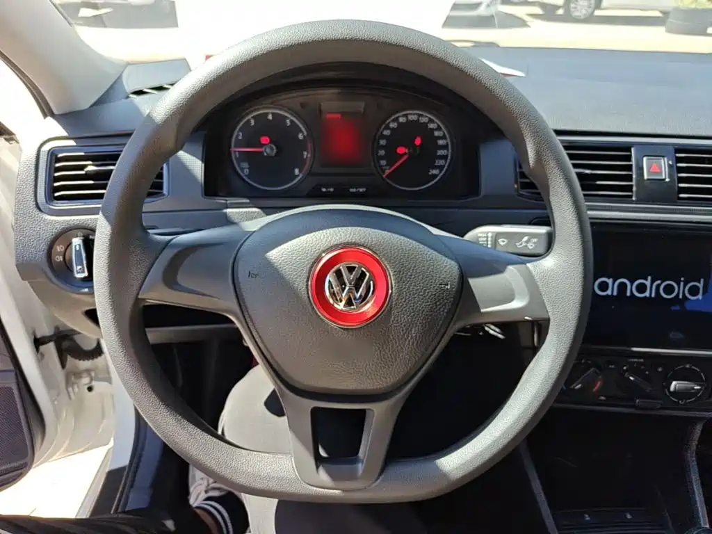 Volkswagen Santana — миниатюра 11