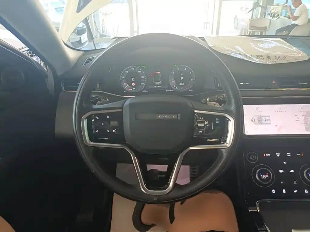 Land Rover Evoque — миниатюра 11