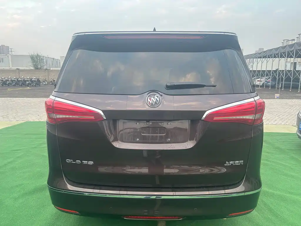 Buick GL8 — миниатюра 12