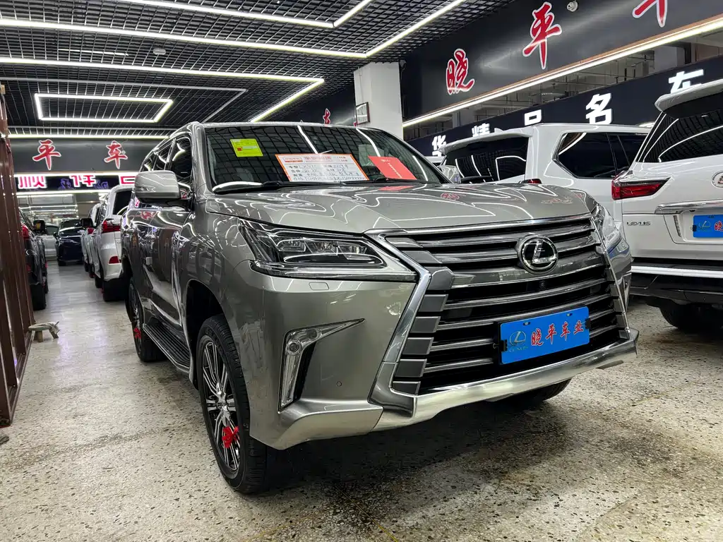 Lexus LX 2019 570 Luxury