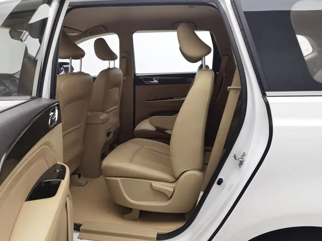 Baojun 730 — миниатюра 15