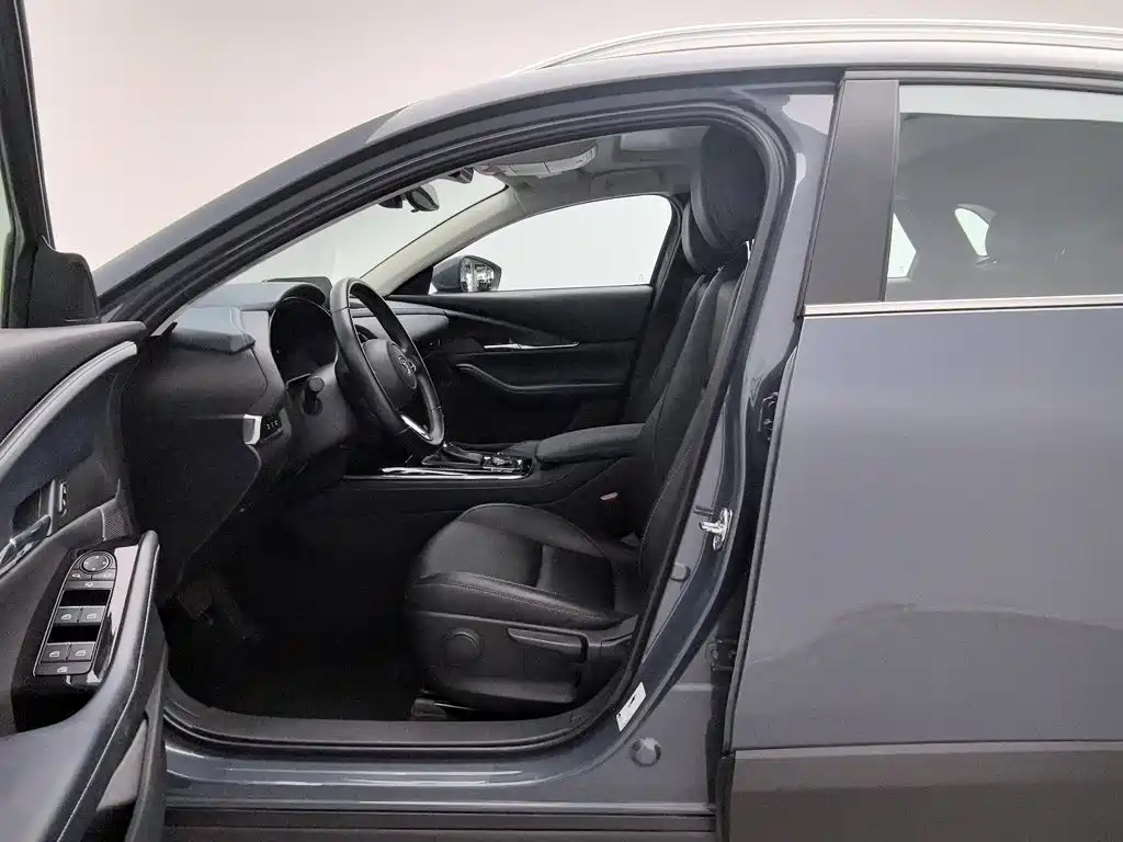 Mazda CX-30 — миниатюра 10
