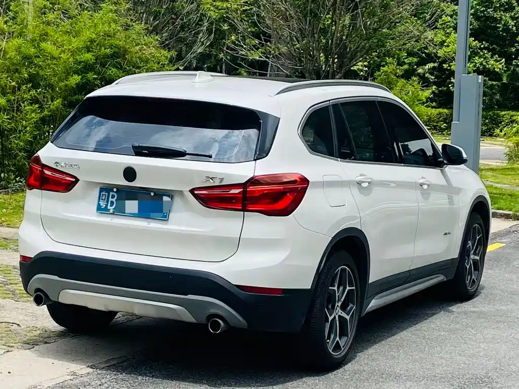BMW X1 2016 sDrive20Li Luxury