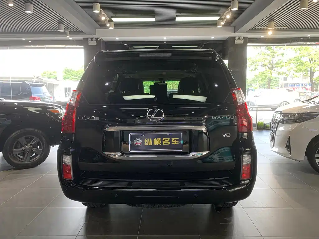 Lexus GX — миниатюра 5
