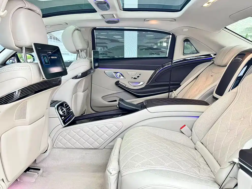 Mercedes-Benz S-Class — миниатюра 23