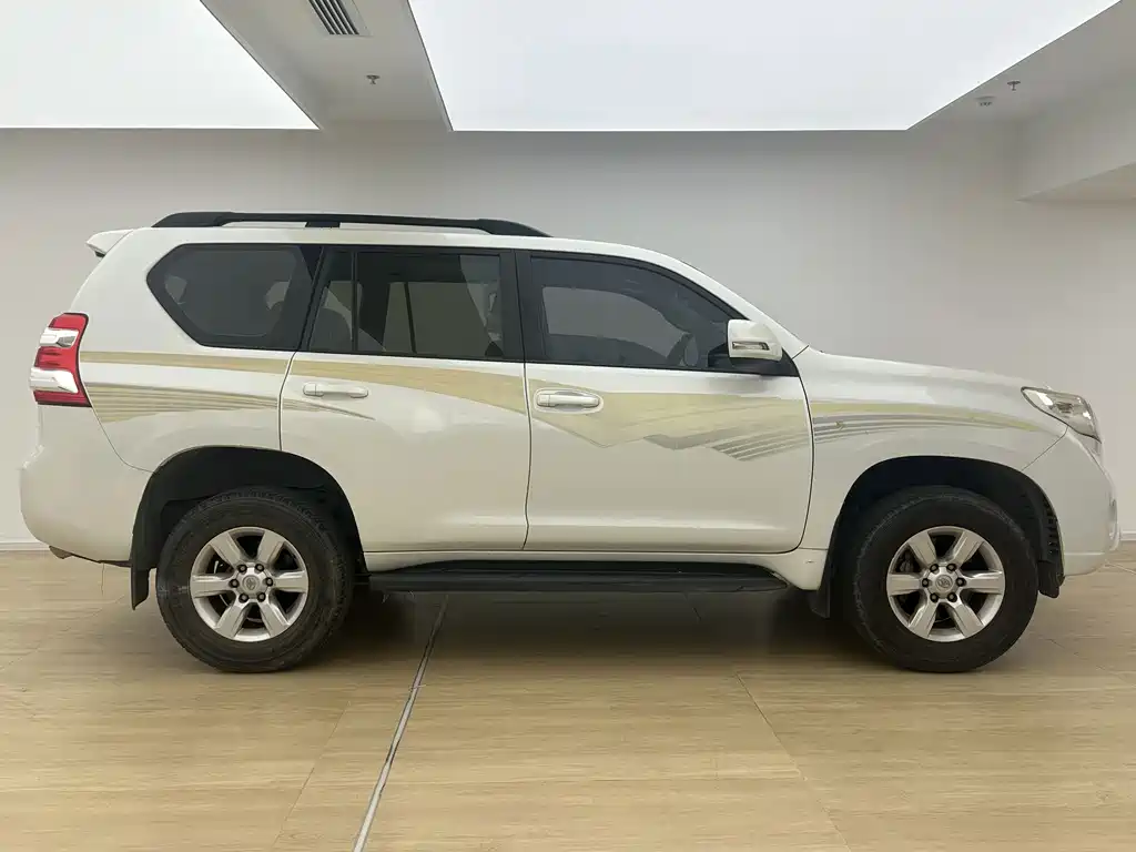 Toyota Prado — миниатюра 3