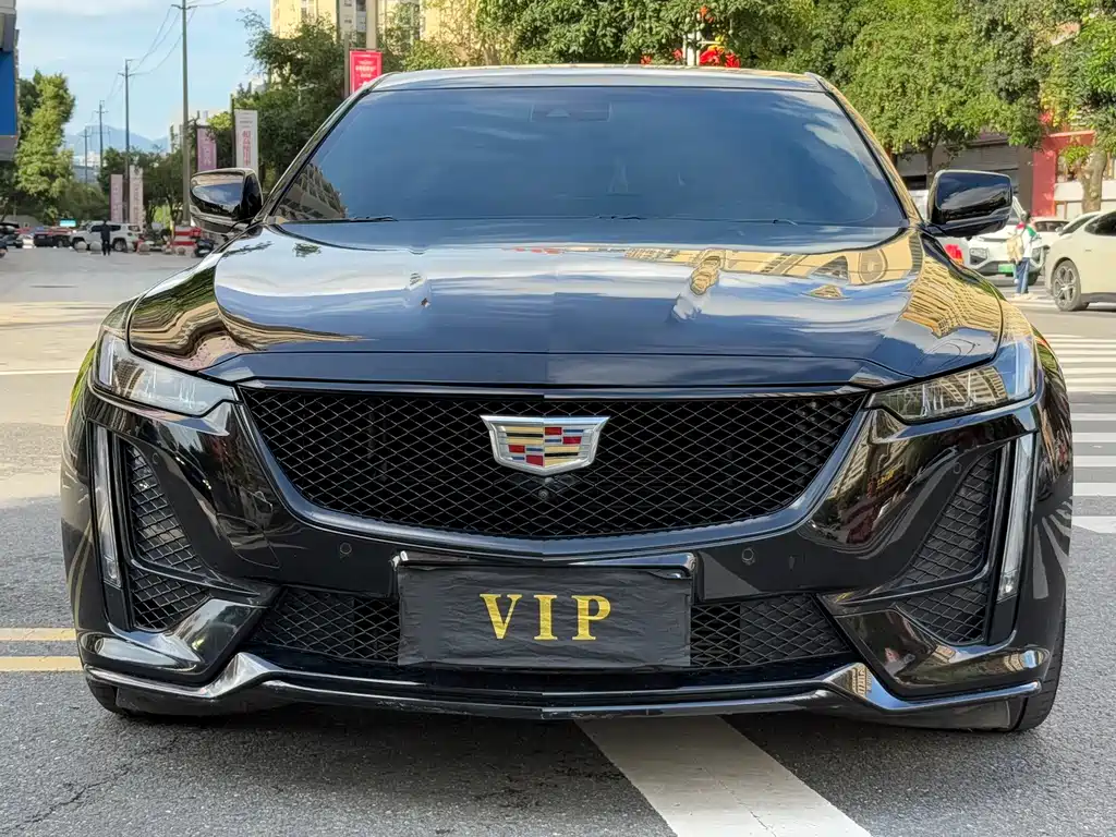 Cadillac CT5 2023 28T