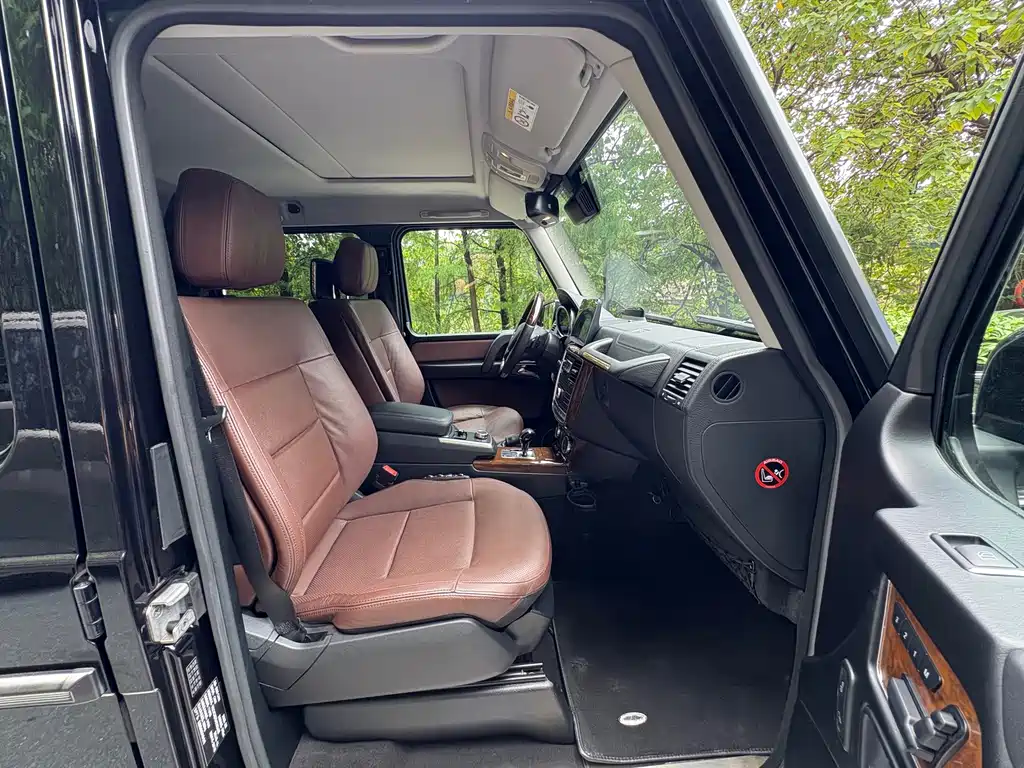 Mercedes-Benz G-Class — миниатюра 11