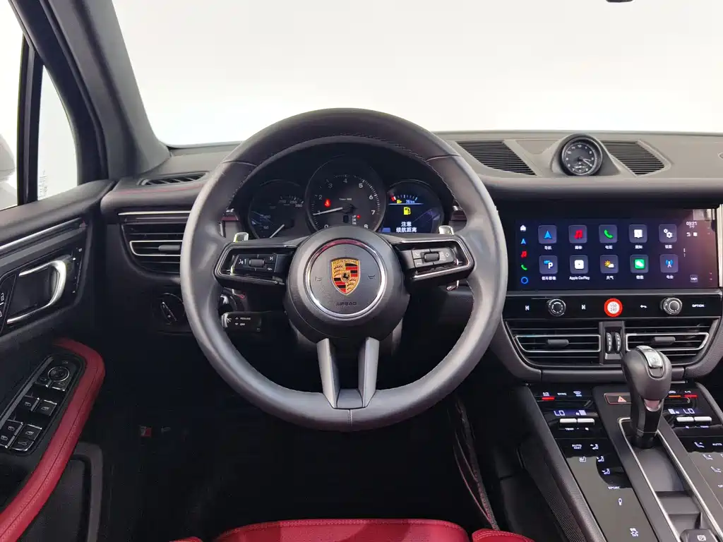Porsche Macan — миниатюра 8