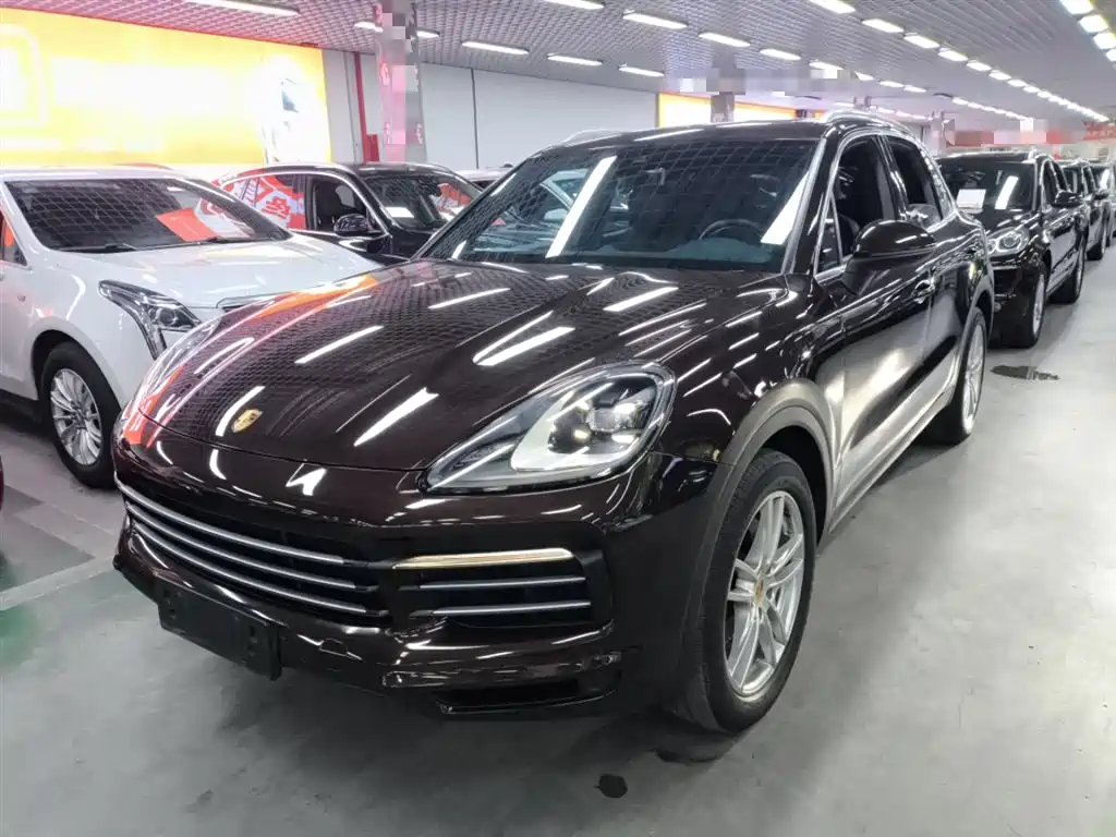 Porsche Cayenne 2021