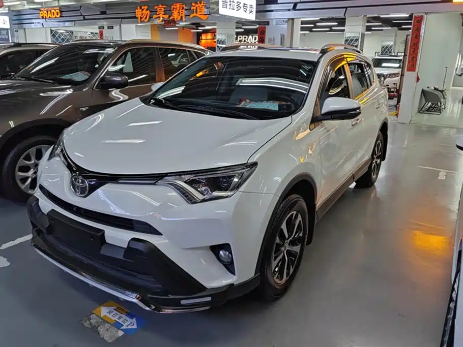Toyota RAV4 2017