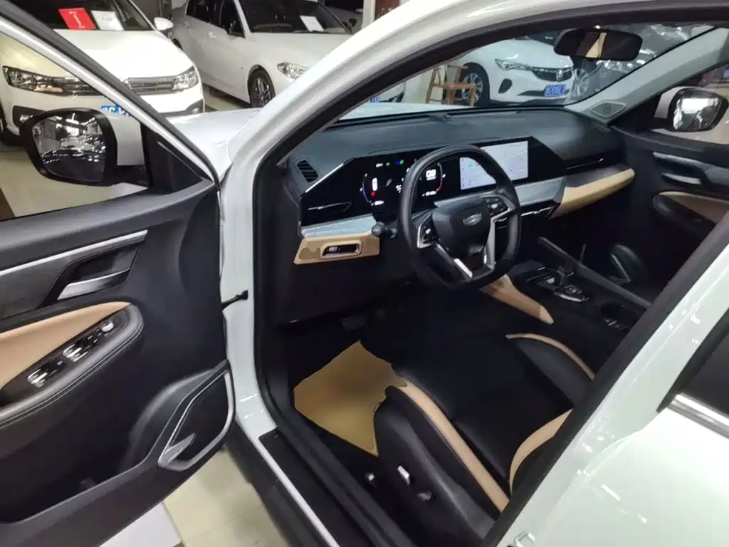 Geely Haoyue PRO — миниатюра 16