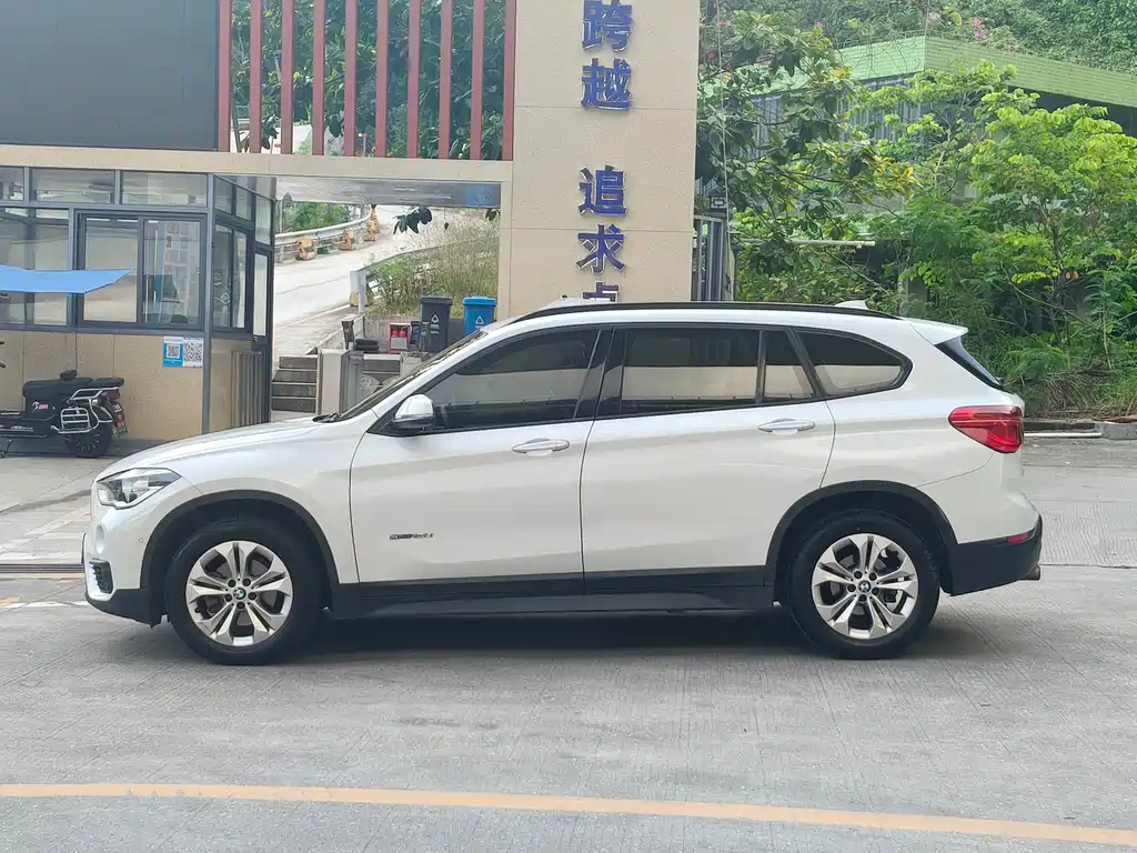 BMW X1 — миниатюра 7