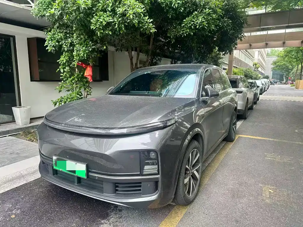 Li Auto Li L8 2023