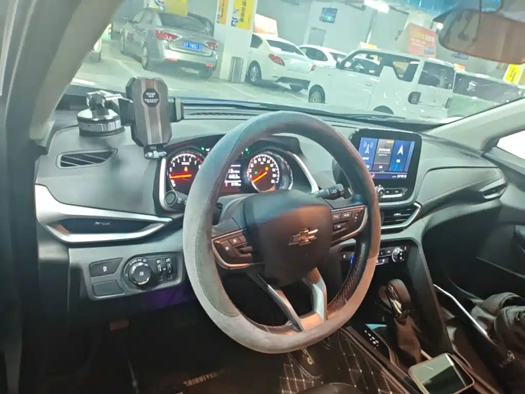 Chevrolet Volando — миниатюра 10