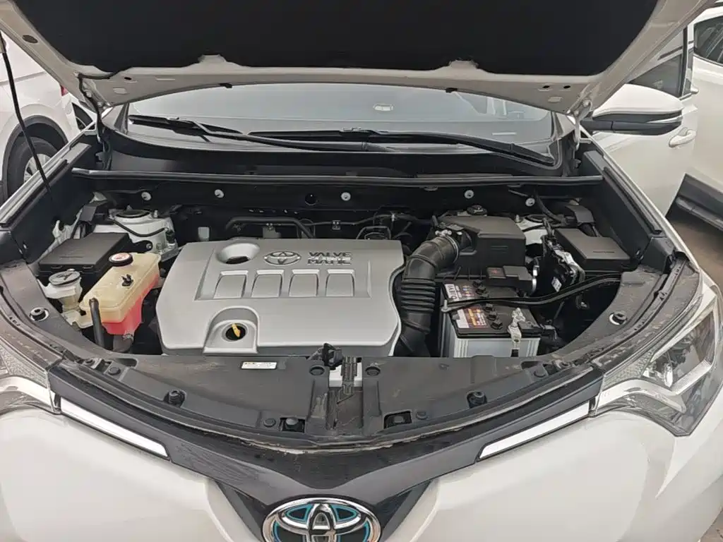 Toyota RAV4 — миниатюра 20