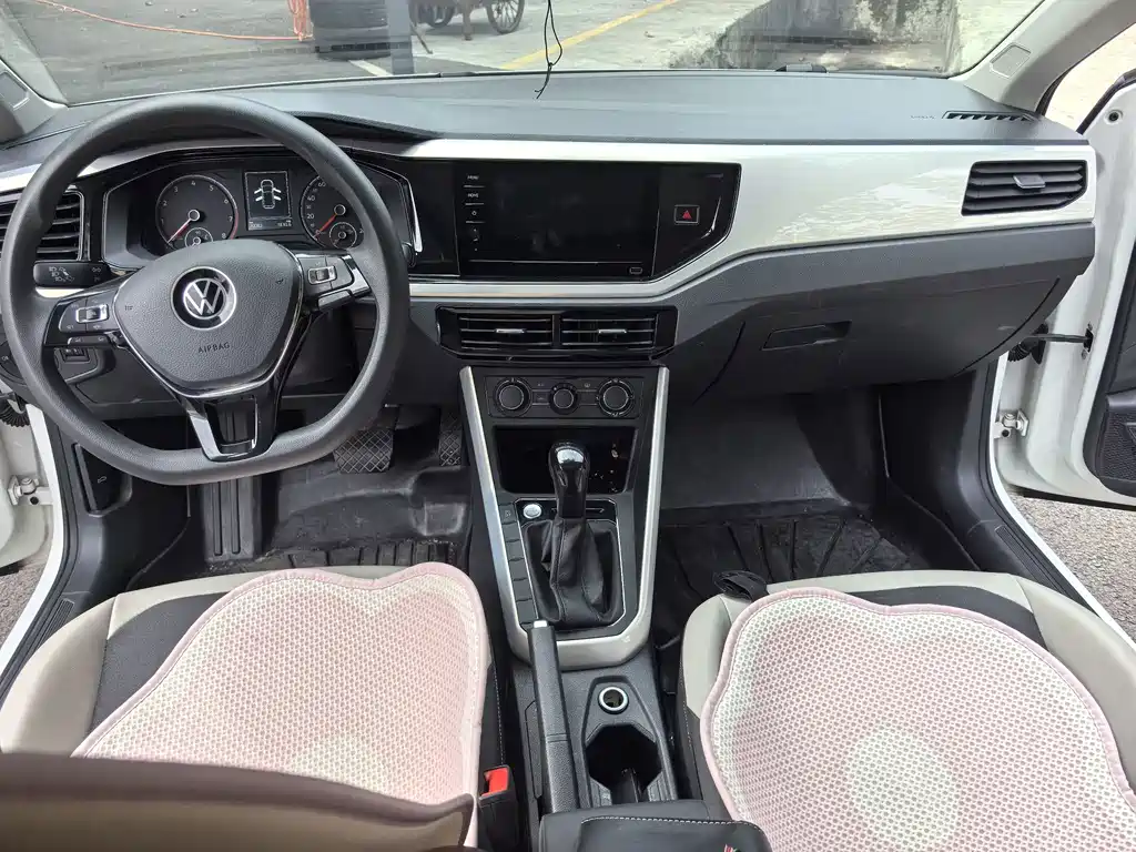 Volkswagen Polo — миниатюра 9