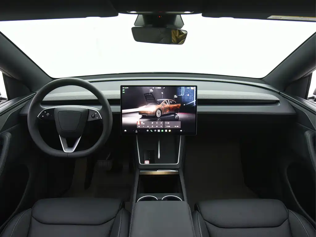Tesla Model Y L — миниатюра 6
