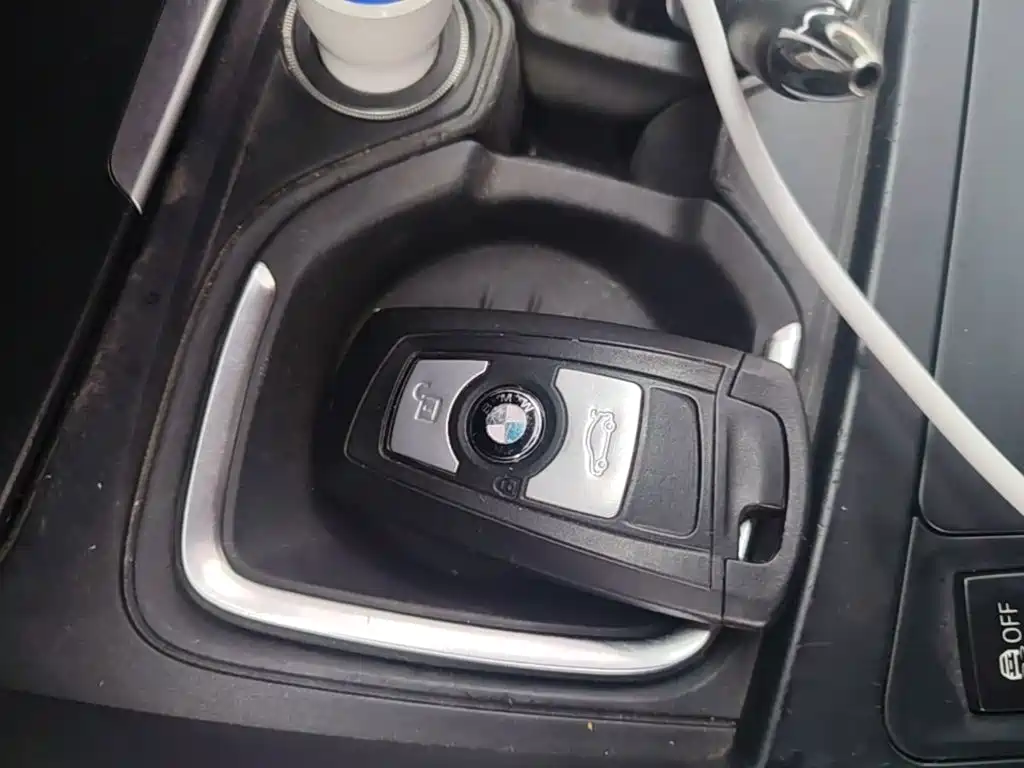 BMW 2 Series (Import) — миниатюра 9