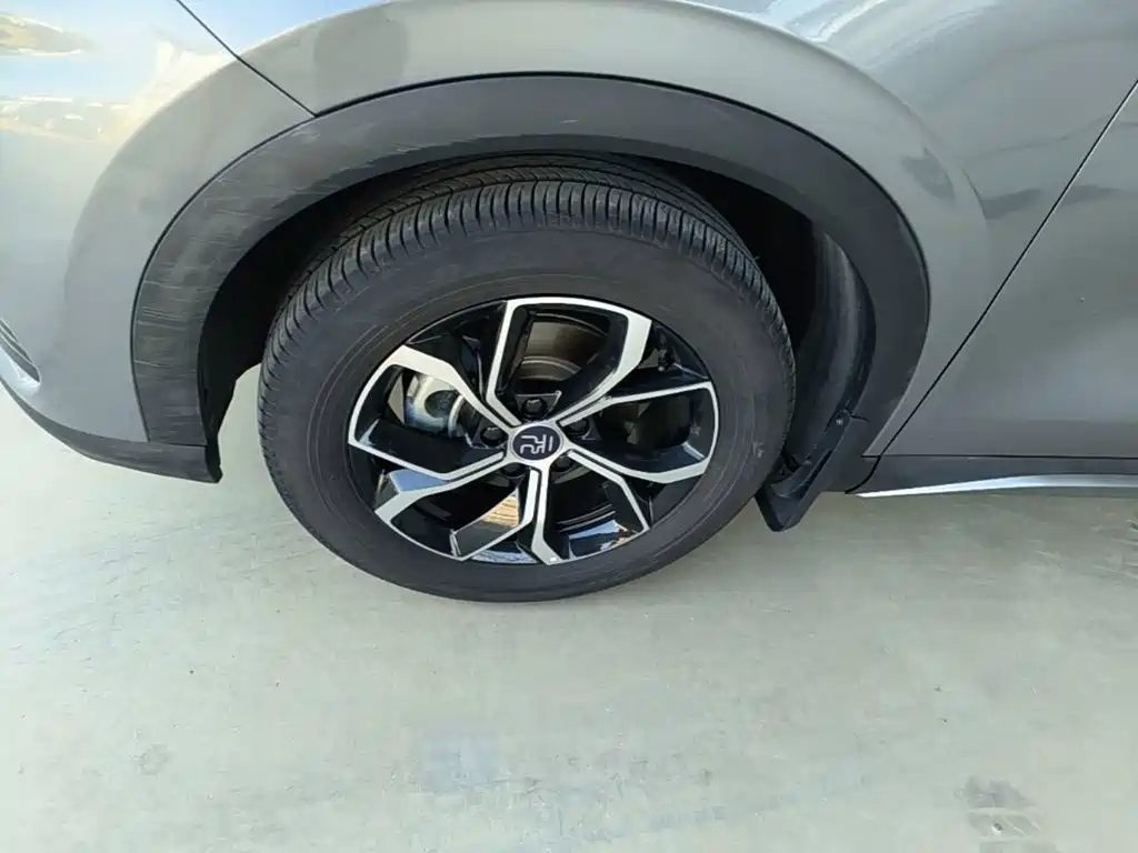 BYD Yuan Plus — миниатюра 23