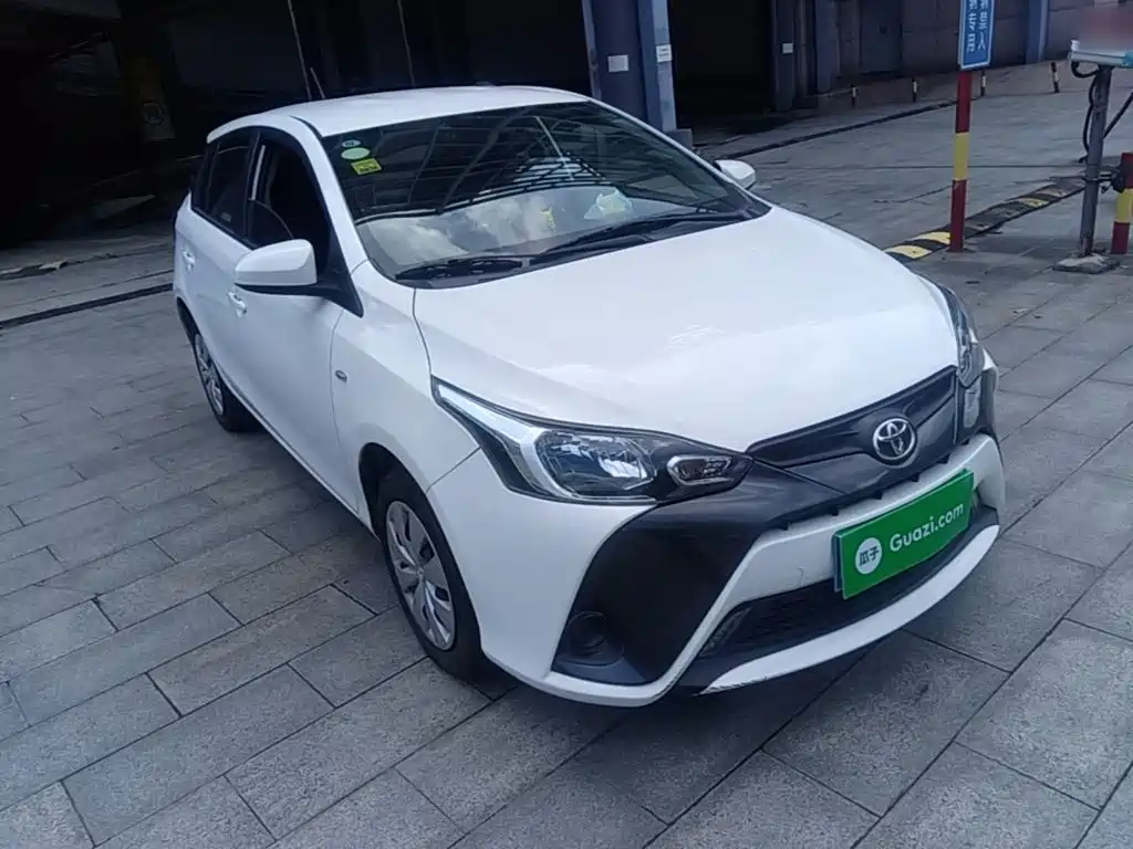 Toyota Yaris L — миниатюра 4