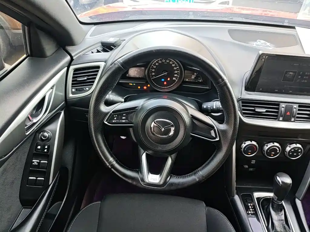 Mazda CX-4 — миниатюра 11