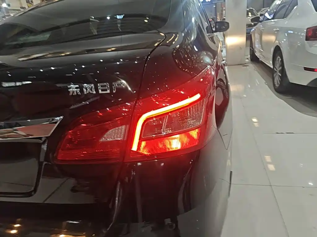 Nissan Sylphy — миниатюра 8