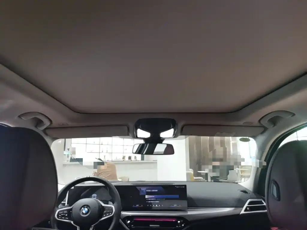 BMW 3 Series - фото 18
