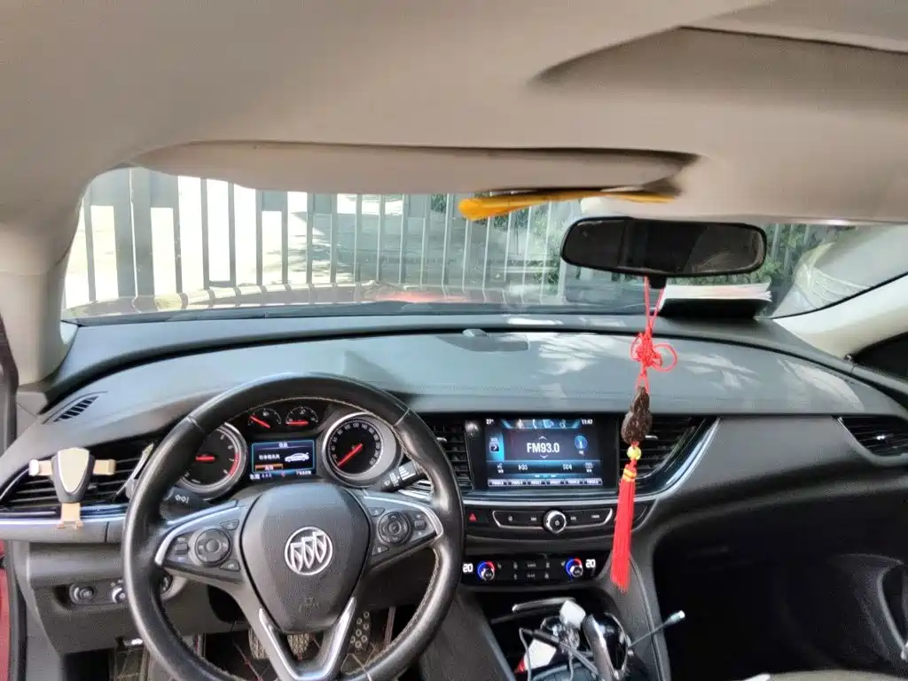 Buick Regal — миниатюра 5