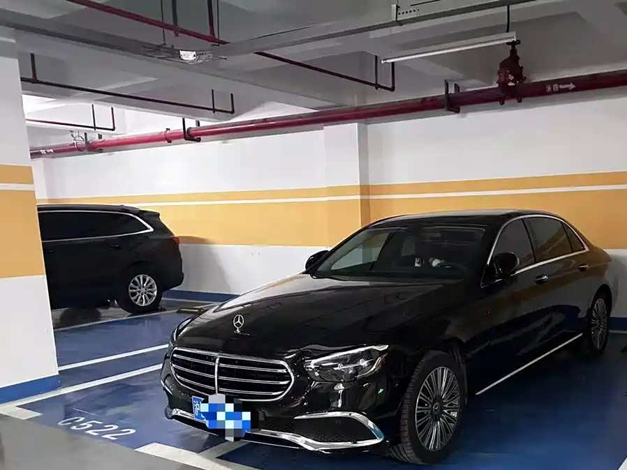 Mercedes-Benz E-Class 2023