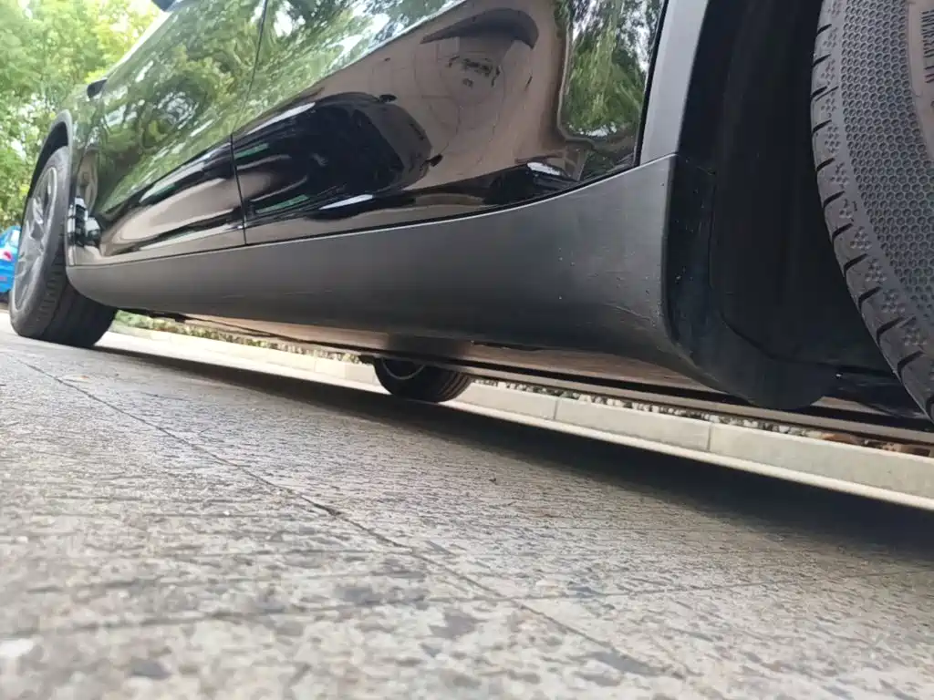 Tesla Model Y L — миниатюра 22