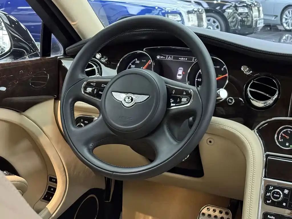Bentley Mulsanne — миниатюра 10