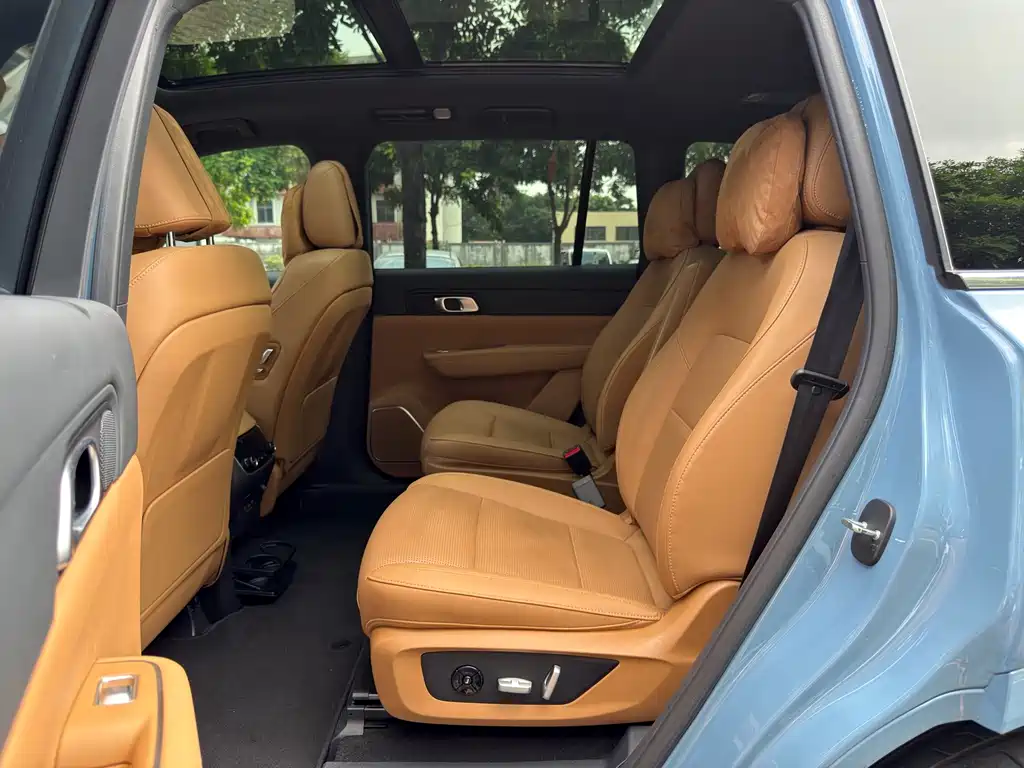 Li Auto Li ONE — миниатюра 17