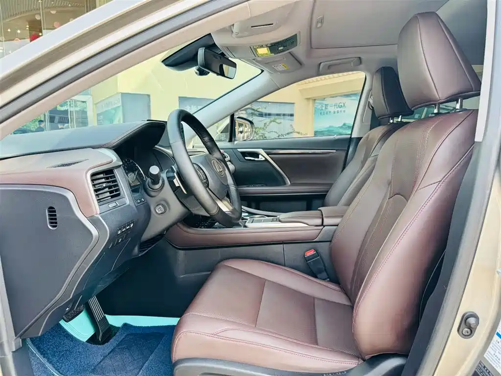 Lexus RX — миниатюра 4