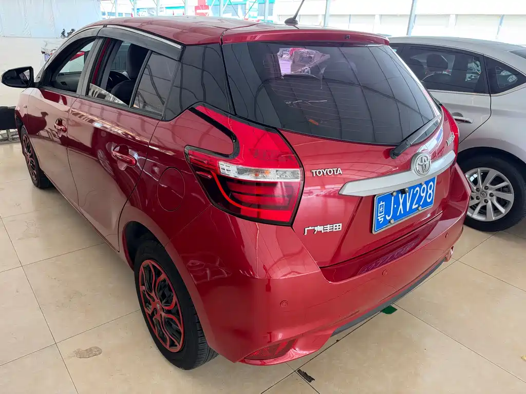 Toyota Yaris L — миниатюра 8