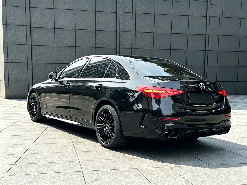Mercedes-Benz C-Class — миниатюра 19