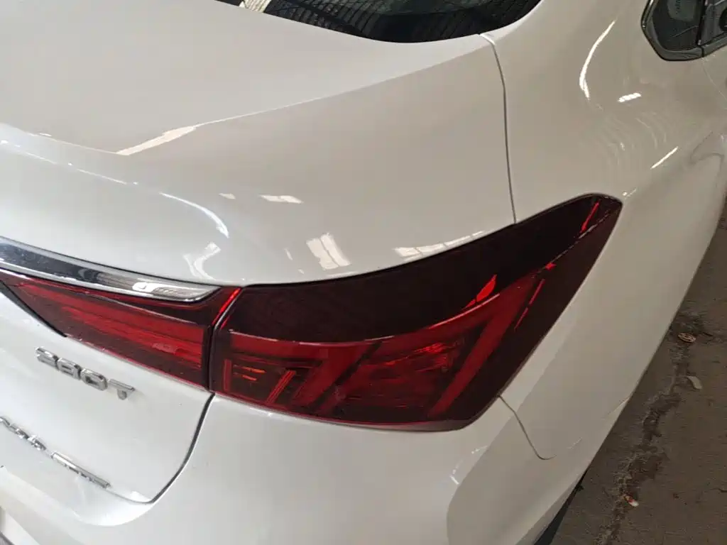 Changan Eado — миниатюра 8