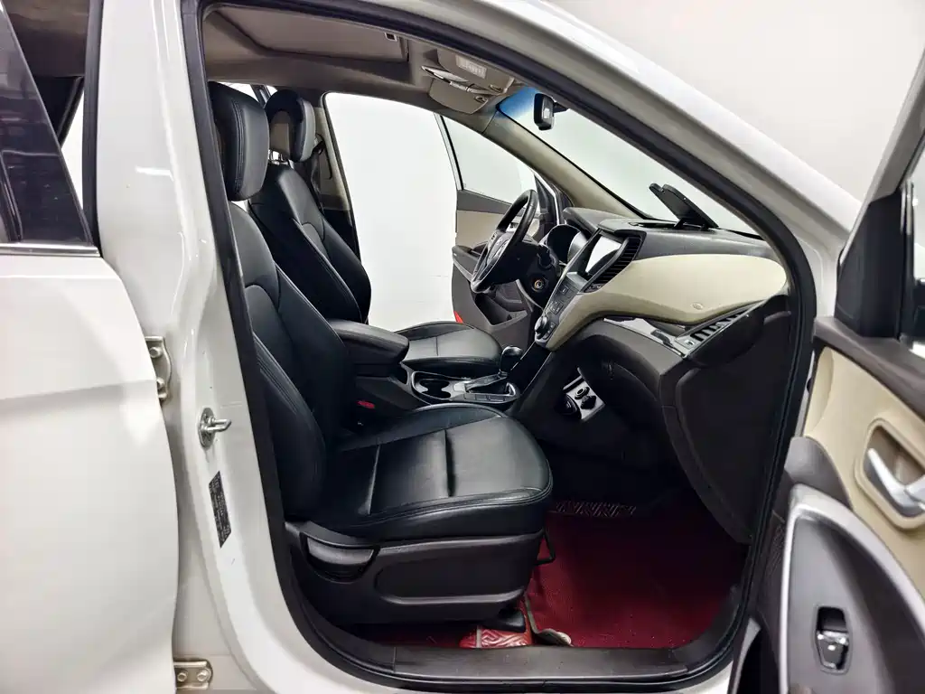 Hyundai Santa Fe — миниатюра 14