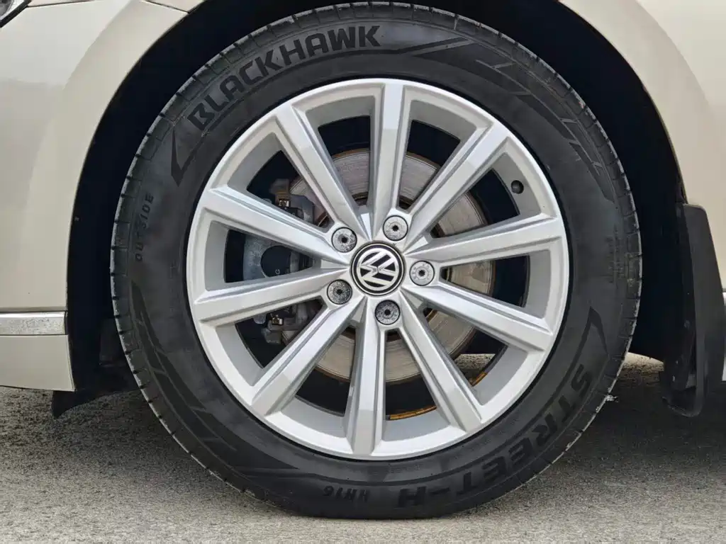 Volkswagen Magotan — миниатюра 8