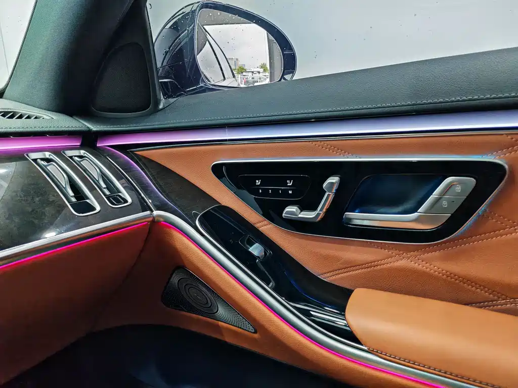 Mercedes-Benz S-Class — миниатюра 17