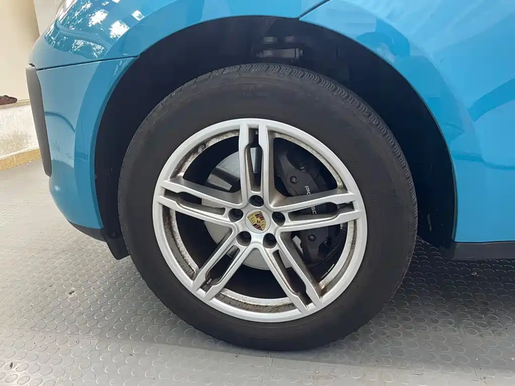 Porsche Macan — миниатюра 5